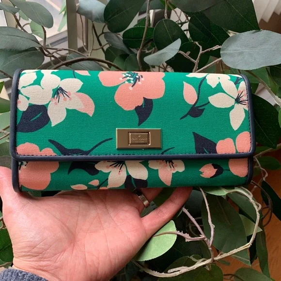 Authentic KATE SPADE Leather/canvas floral bifold large wallet - Picture 9 of 14